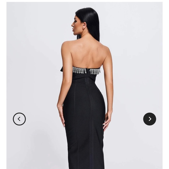 Size medium, New with the tag - Picture 2 of 2